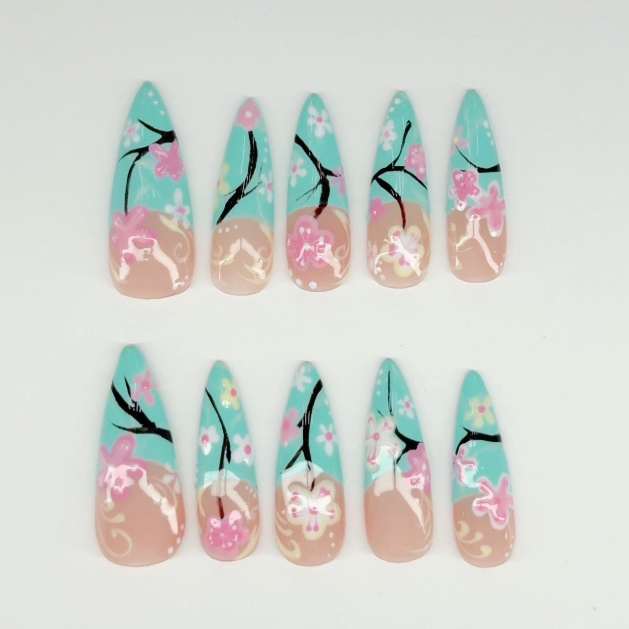 Arizona Ice tea- Handmade Press On Nails