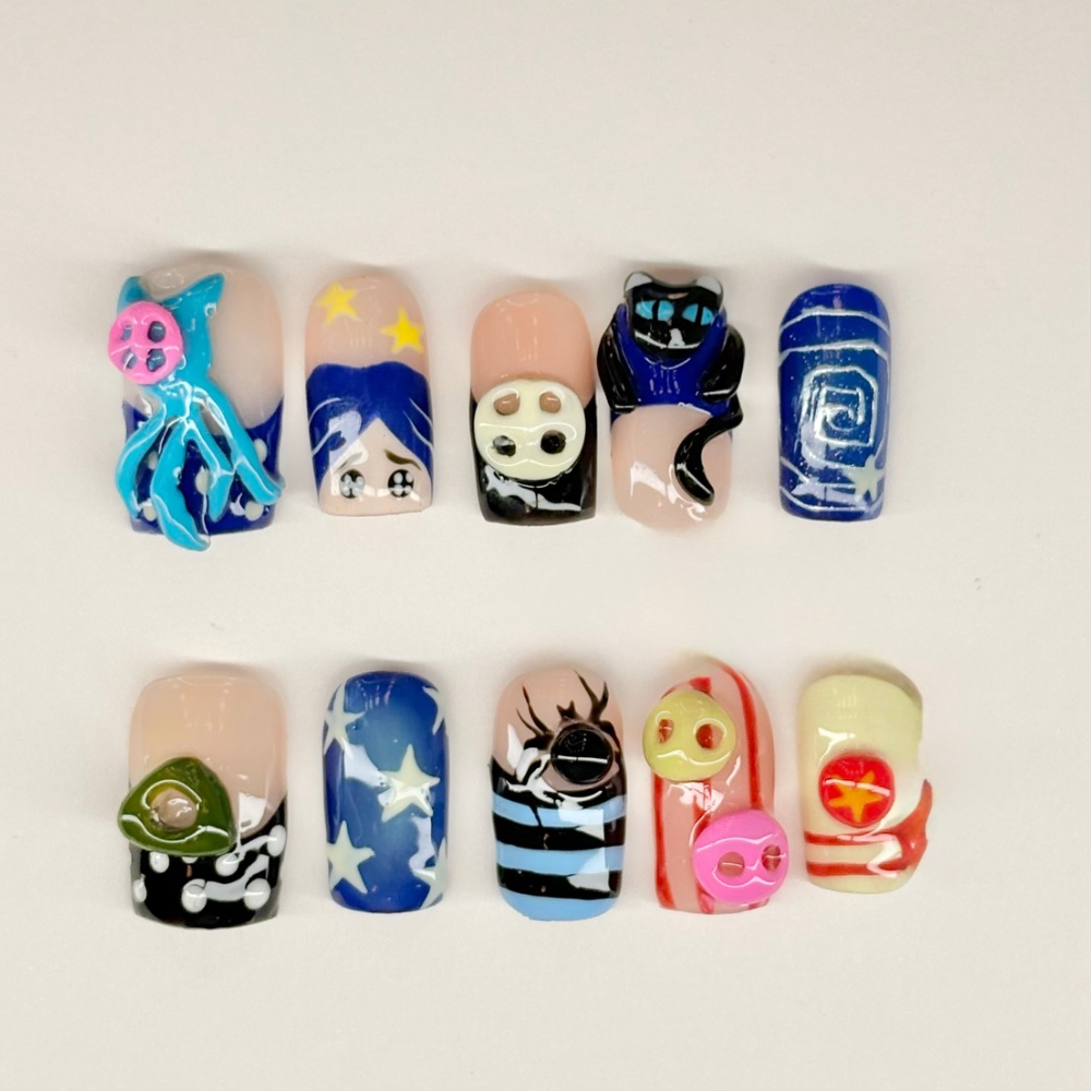 Coraline - Handmade Press On Nails